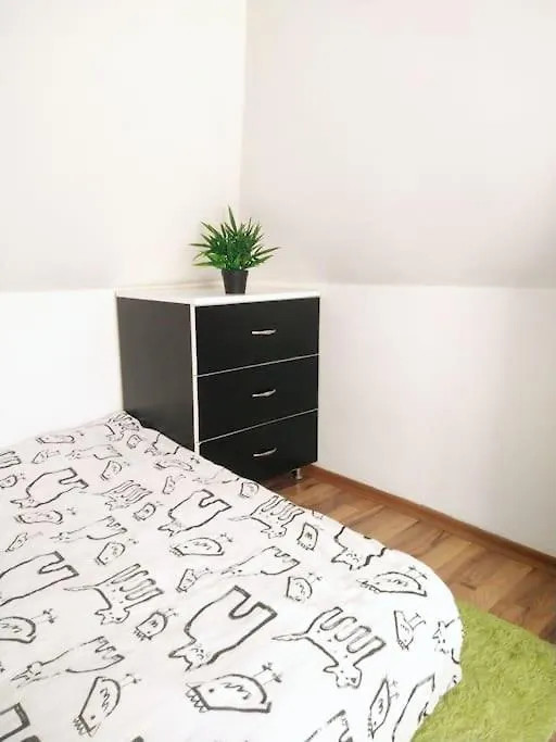 Cozy 2 Bedroom Apartment With Terrace Near The Beach And Park Varna
