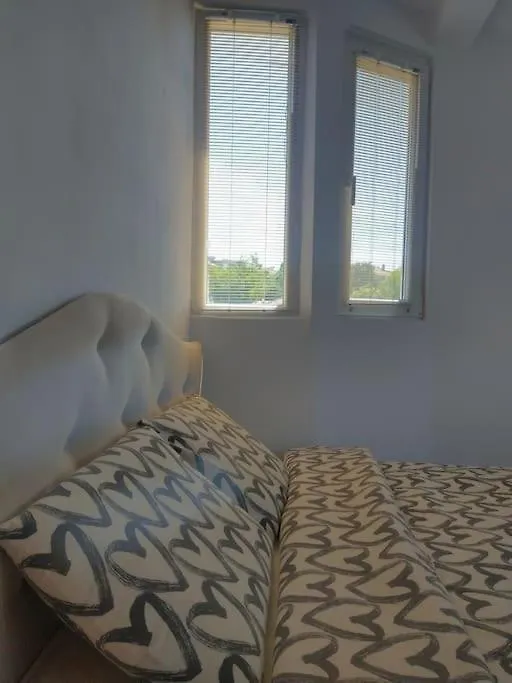 Cozy 2 Bedroom Apartment With Terrace Near The Beach And Park Varna