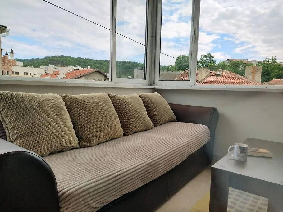 Cozy 2 Bedroom Apartment With Terrace Near The Beach And Park Varna